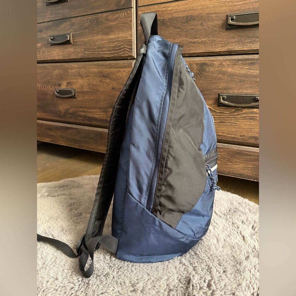 Vintage Patagonia Backpack In Black/Blue - Picture 3 of 11
